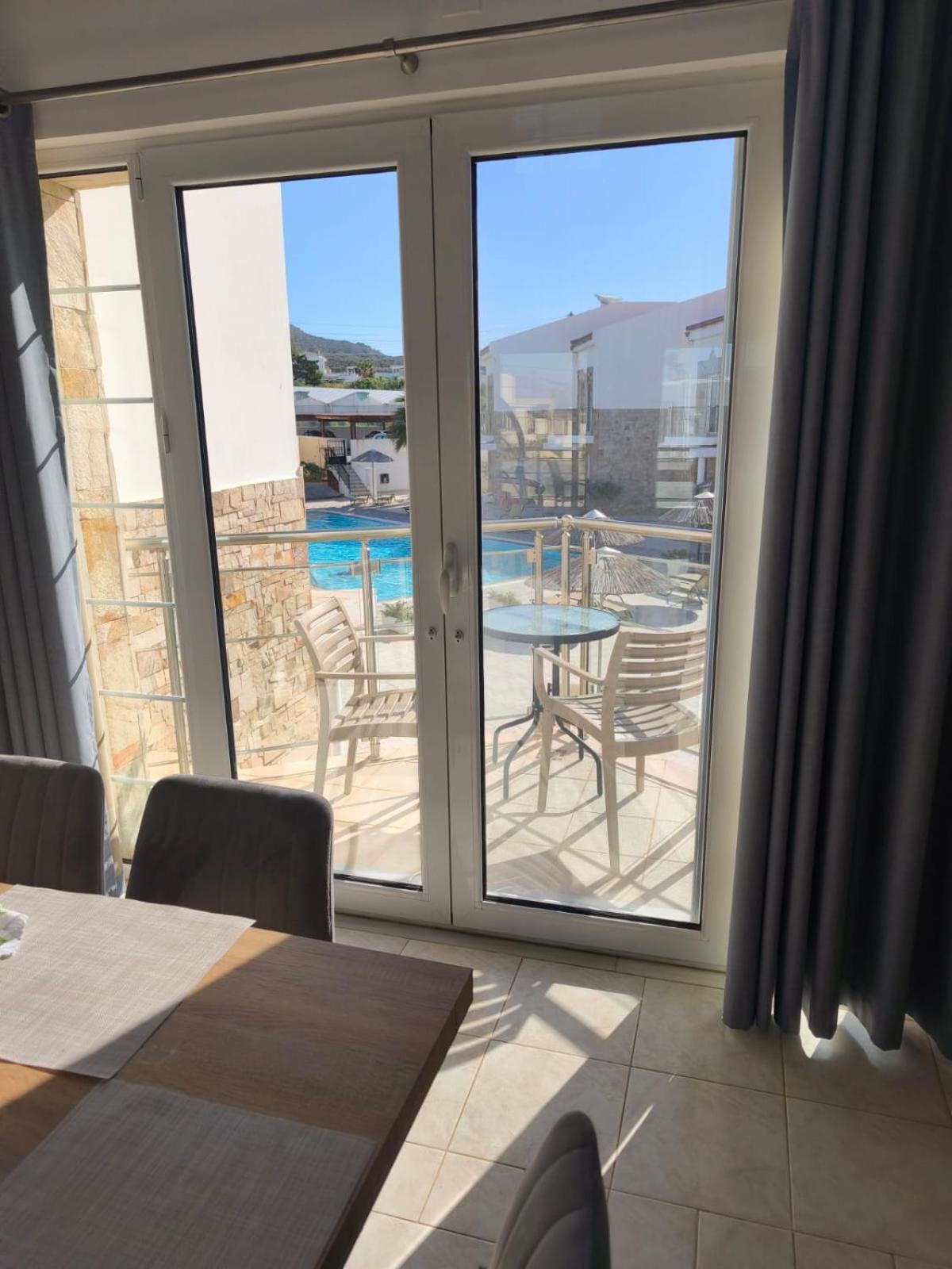 Grapevines Villas Makrygialos Eksteriør bilde